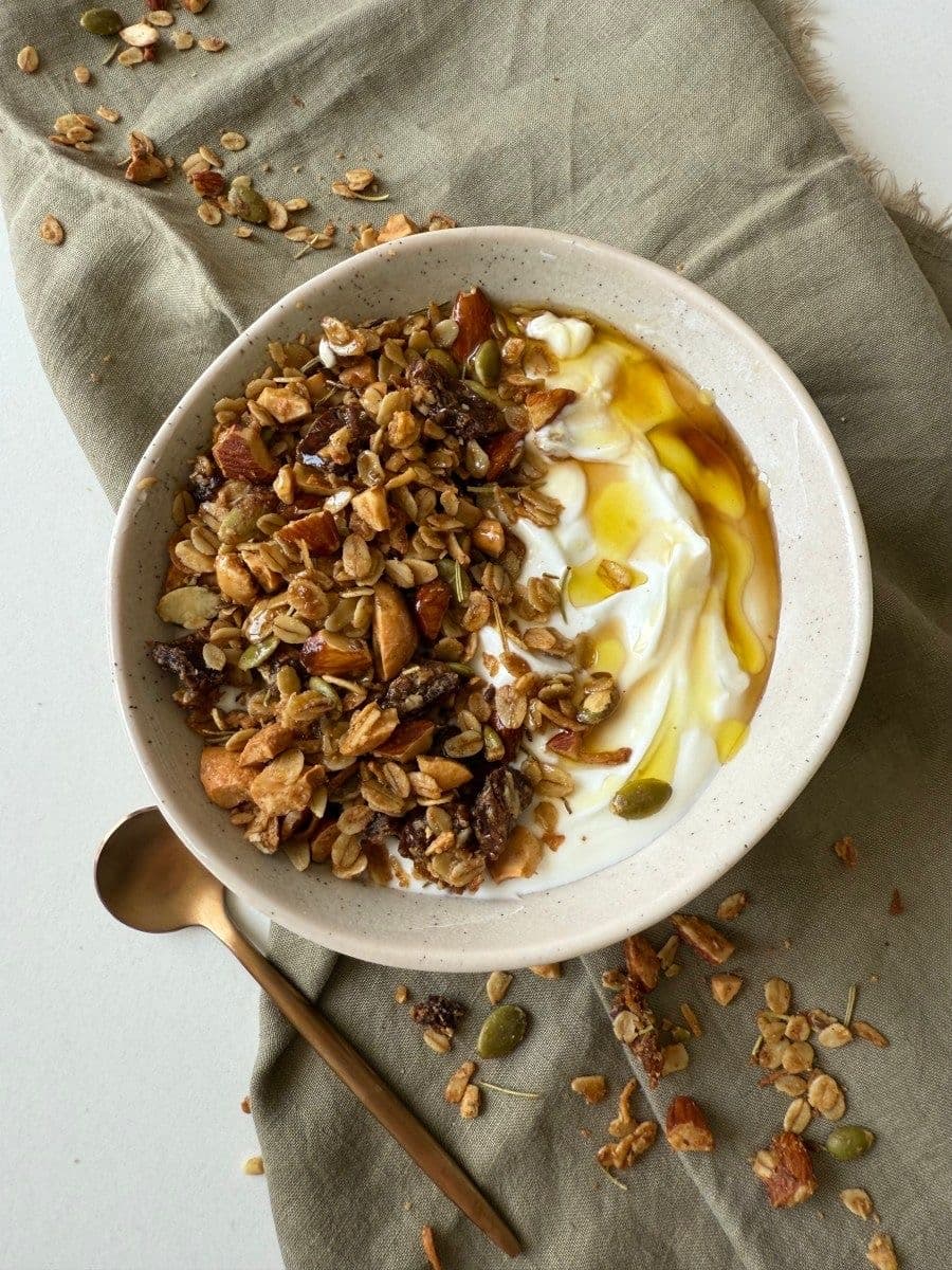 Dandelions Healthy granola🤍 1 KG offer